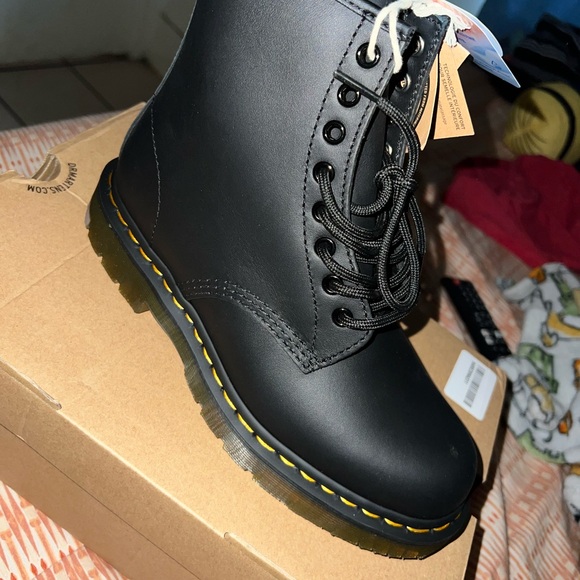 Dr. Martens Black Kids Boots with Yellow Stitching - Picture 1 of 3